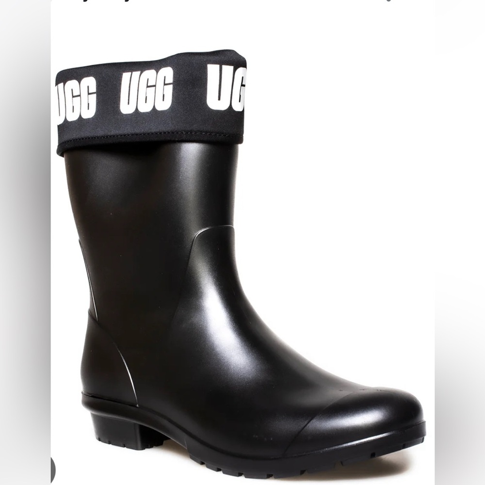 UGG Sienna Matte Graphic Black Rain Boots w/ White Graphics on Folding Size 6 - Picture 3 of 5